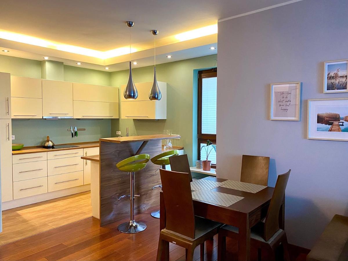 Project Comfort Gieldowa 4c/95 Wola-srodmiescie Apartament